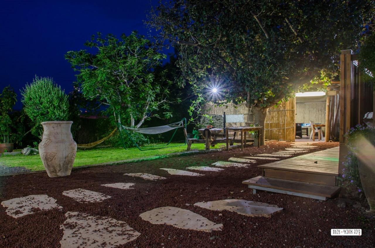Moon Light Yavne'El Villa Exteriör bild