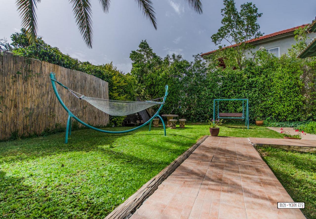 Moon Light Yavne'El Villa Exteriör bild